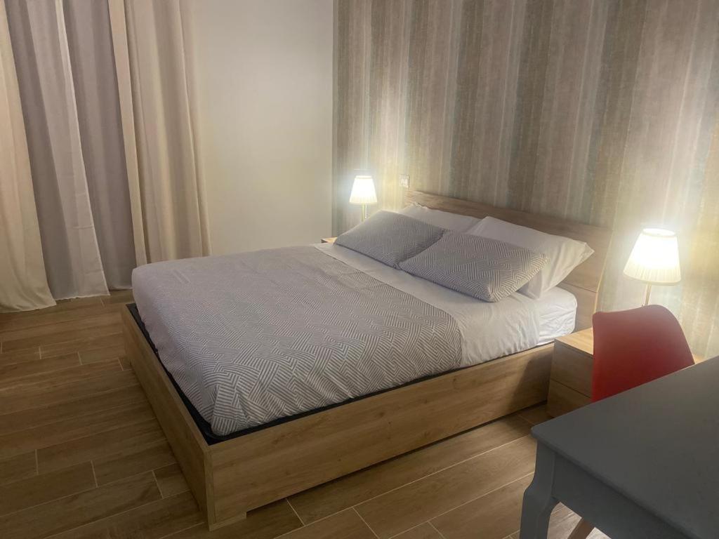 Il Pavone Hotel Taranto Bagian luar foto